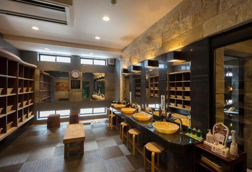 فندق Awara Grand