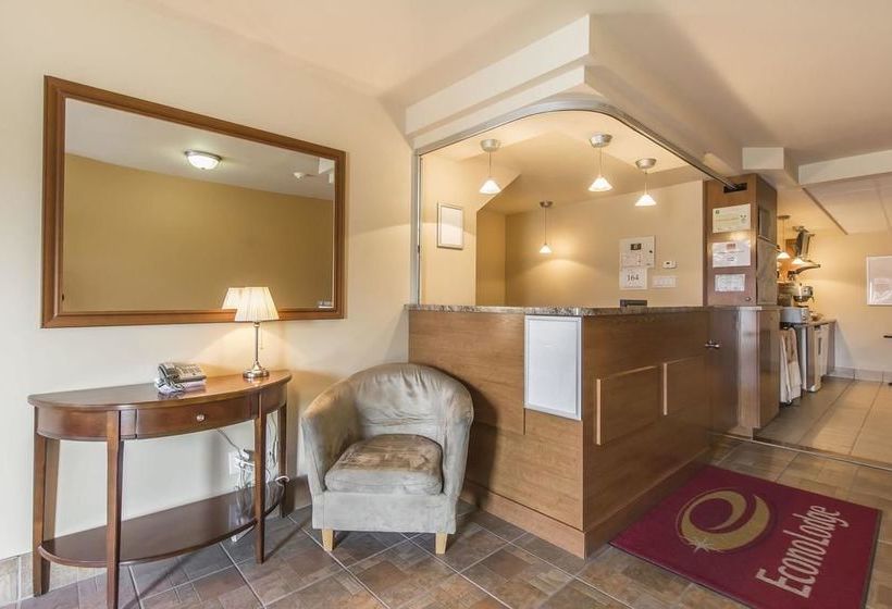 בית מלון כפרי Econo Lodge Temiscouata Sur Le Lac