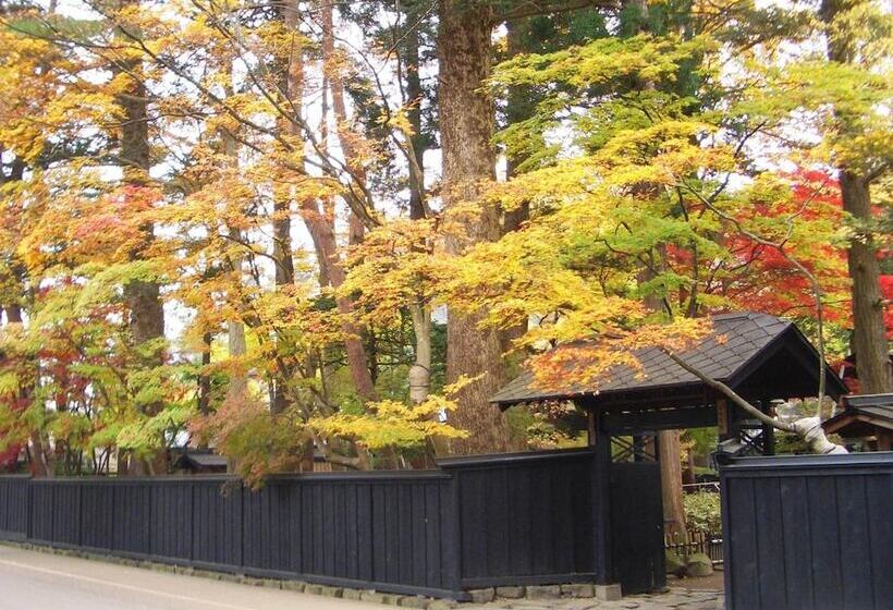 فندق Folkloro Kakunodate