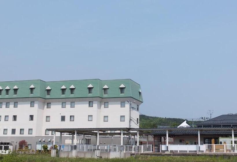 فندق Folkloro Ominato