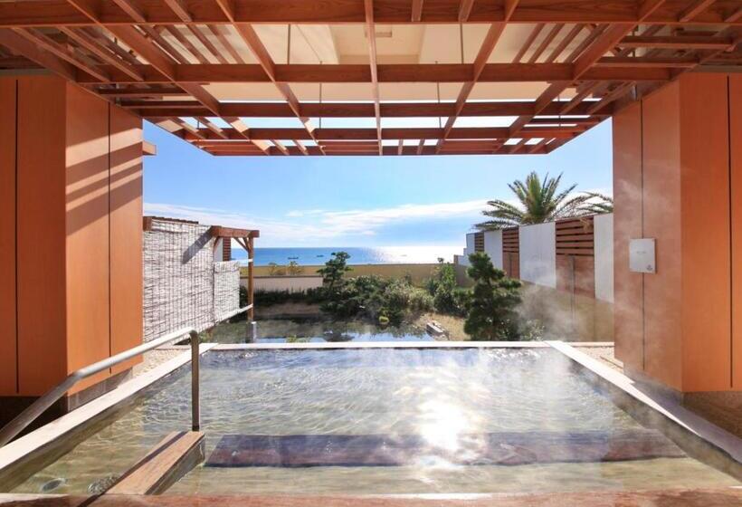 ホテル Kamogawa Grand Tower