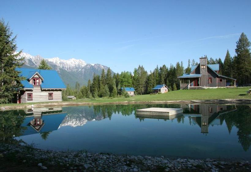 Hotel Nipika Mountain Resort
