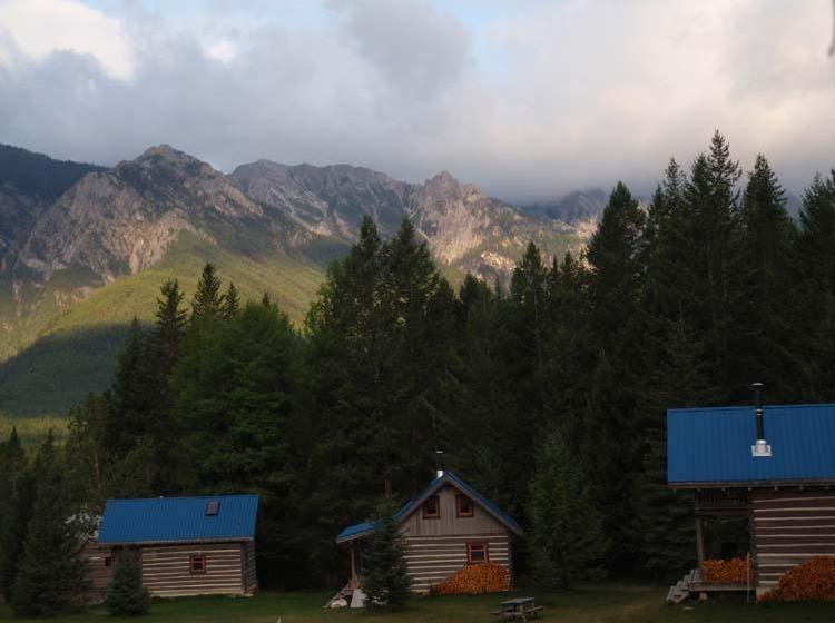 בית מלון כפרי Nipika Mountain Resort