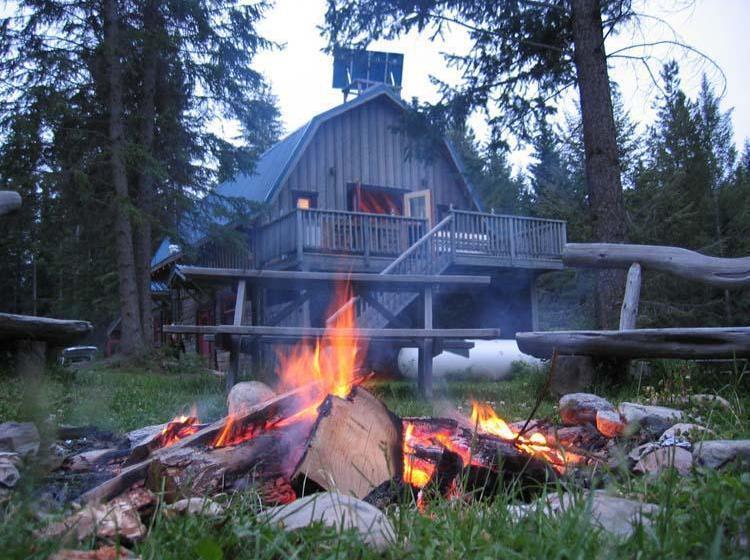 Hotel Nipika Mountain Resort