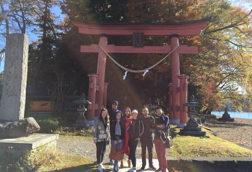 בית מלון כפרי Nojiri Lake Resort