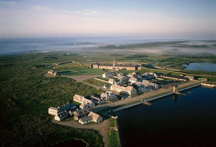 فندق North Star Beach Suites