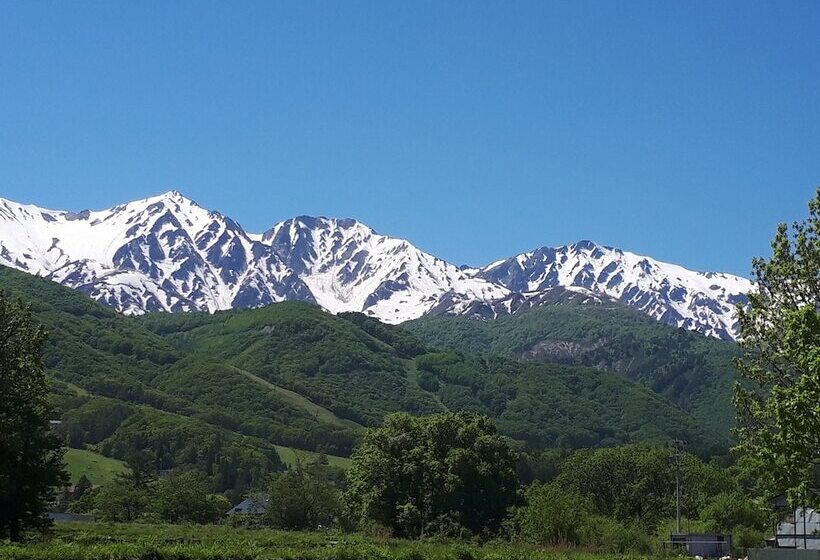 فندق Reposer Hakuba