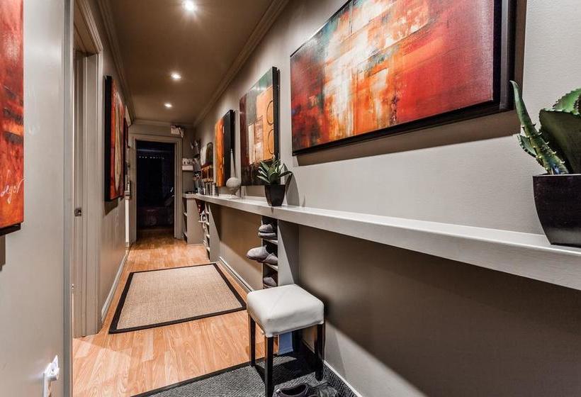 Le Cartier Bed And Breakfast