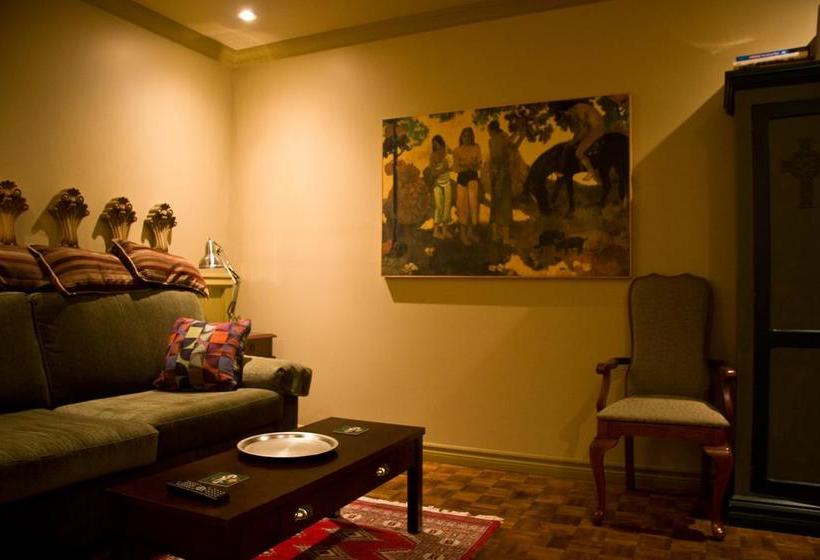 Le Cartier Bed And Breakfast