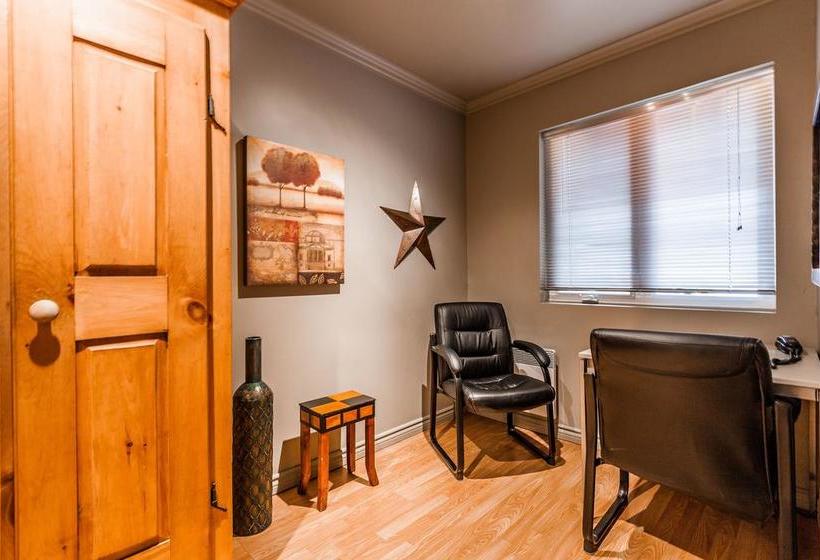 Le Cartier Bed And Breakfast