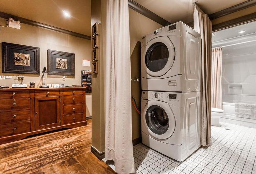 Le Cartier Bed And Breakfast