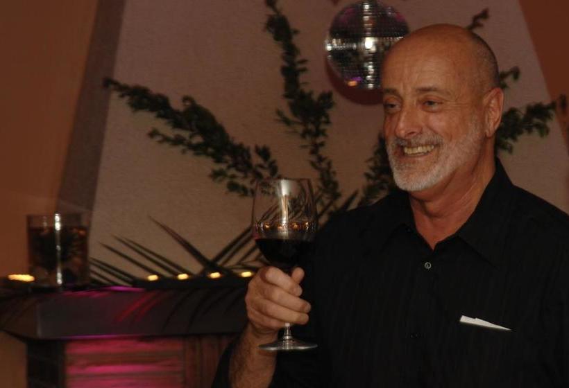 Le Cartier Bed And Breakfast