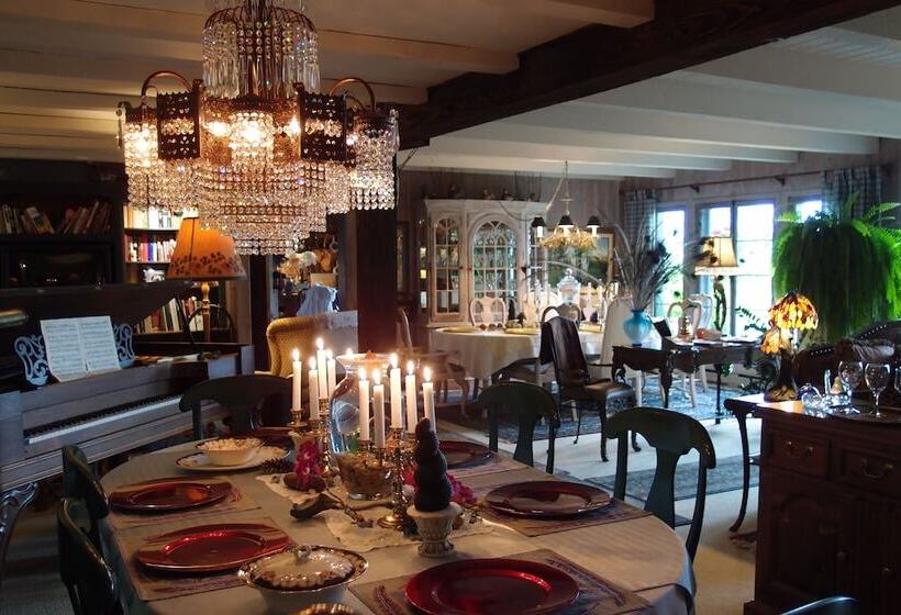 Le Petit Clocher Gite Touristique B & B