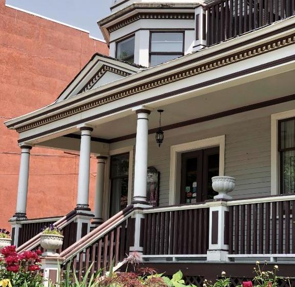 Mahogany Manor Bed & Breakfast