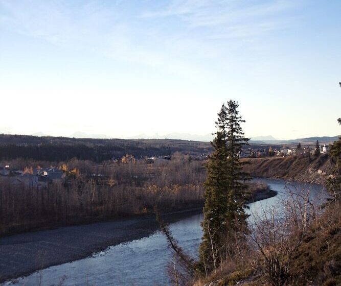 מוטל Bow River Inn