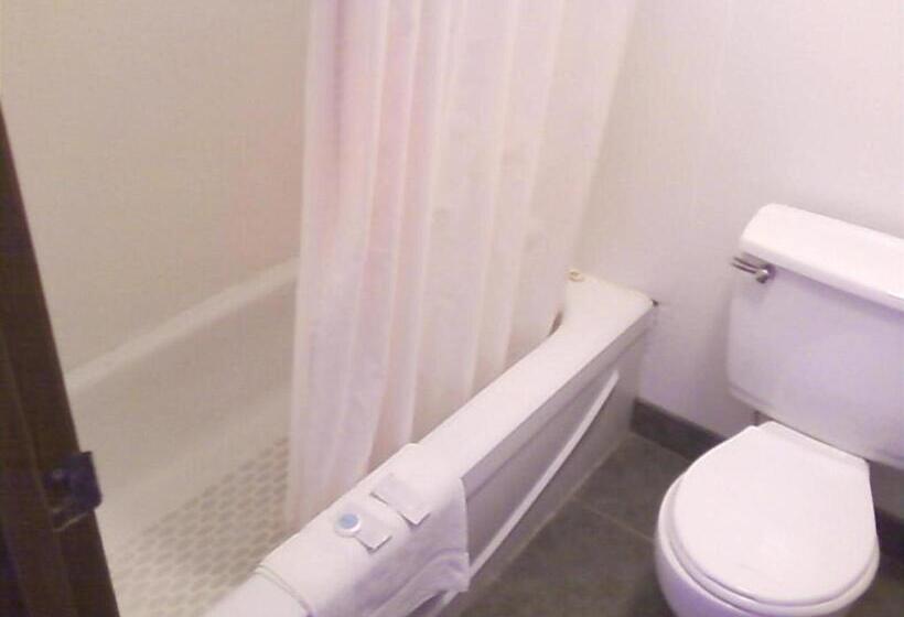 Motel Cache Creek Inn