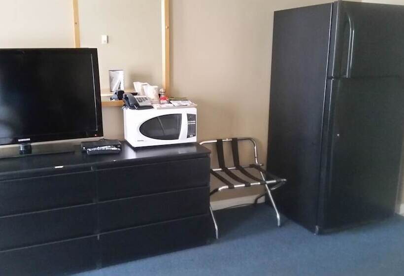 فندق على الطريق Chinook Country Inn