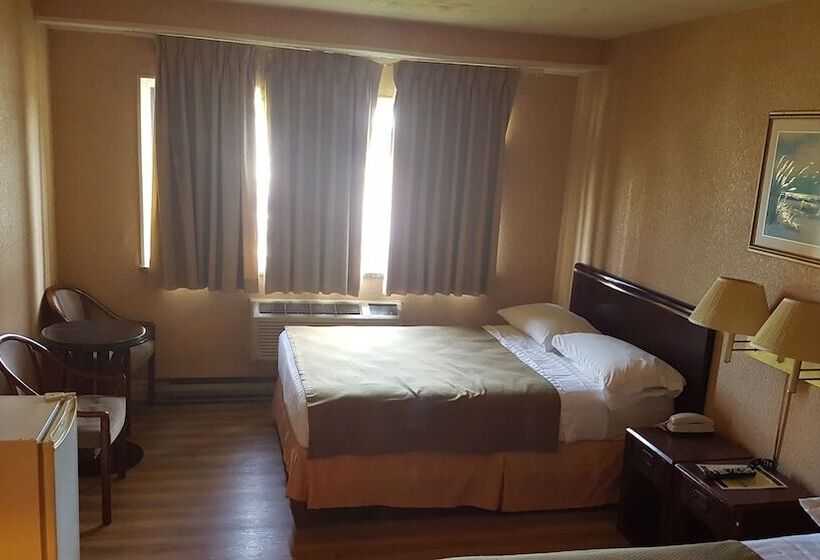 Мотель Chomedey Inn