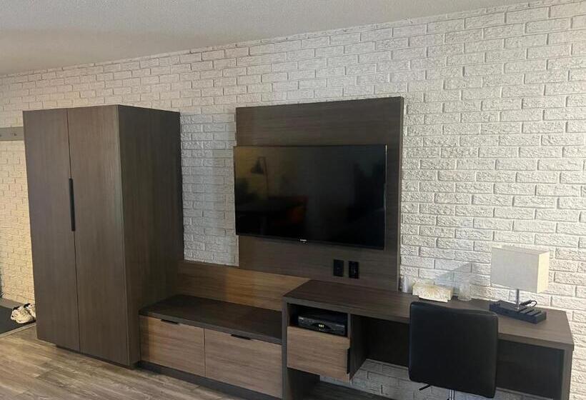 מוטל Complexe Dix80