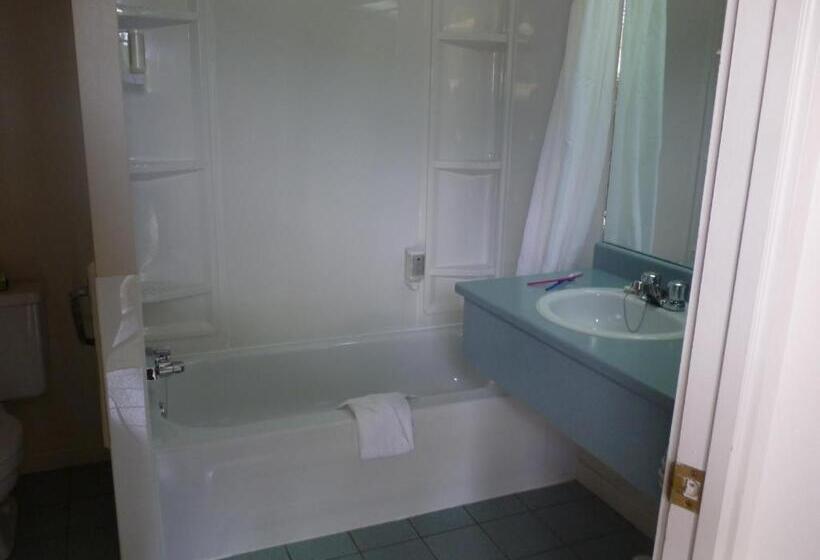 Motel De L'anse A L'eau