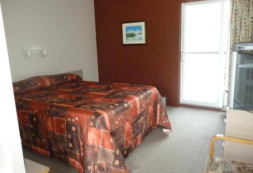 Motel De L'anse A L'eau