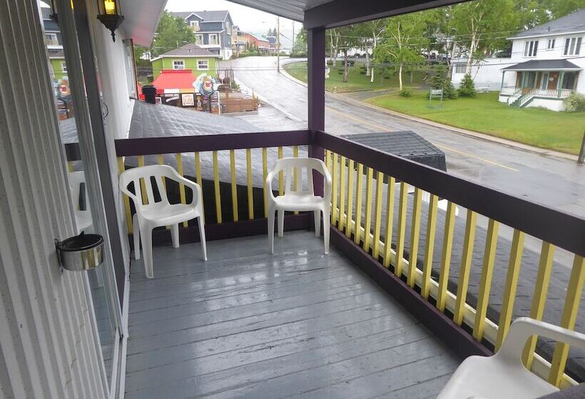 Motel De L'anse A L'eau