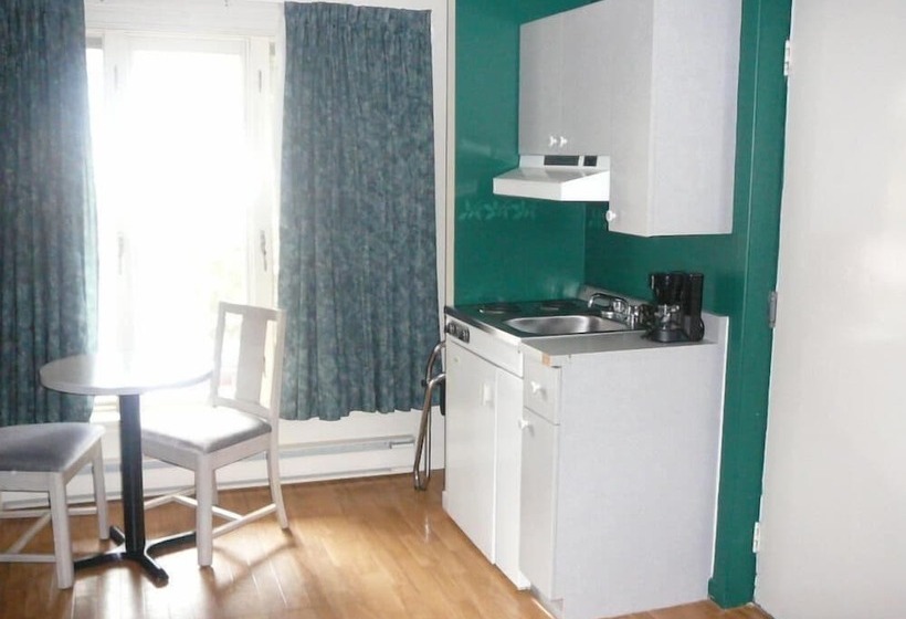 Motel De L'anse A L'eau