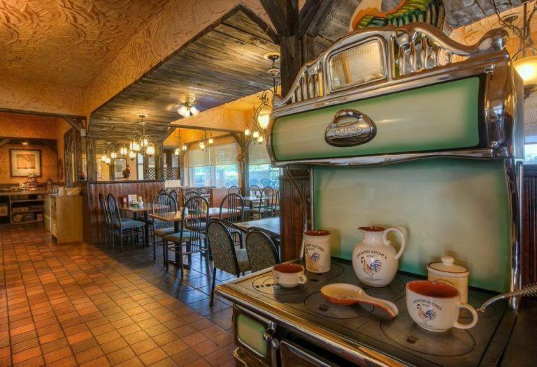 فندق على الطريق Hearthstone Inn  Port Hastings