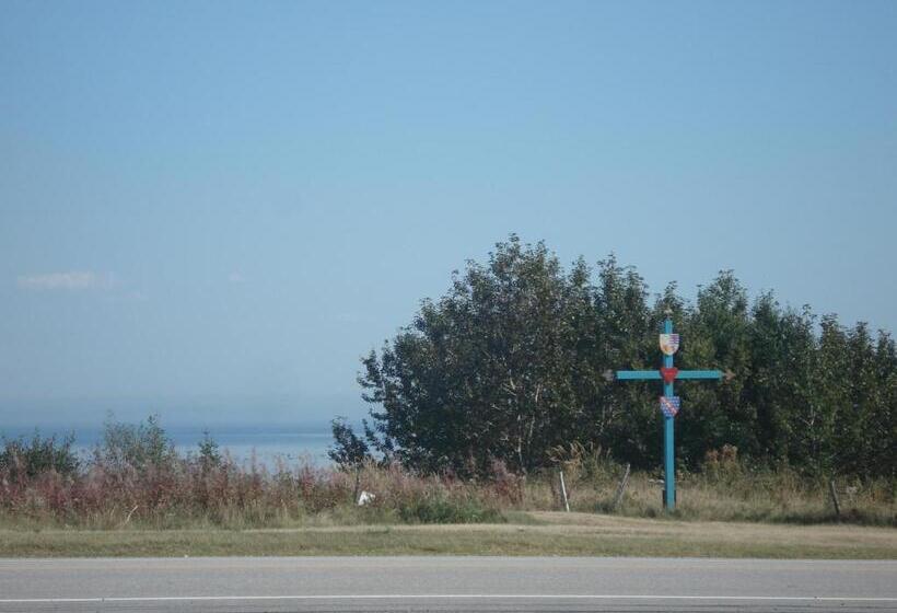 Motel La Maison De Travers