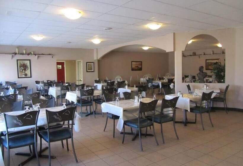 فندق على الطريق Lacombe Motor Inn