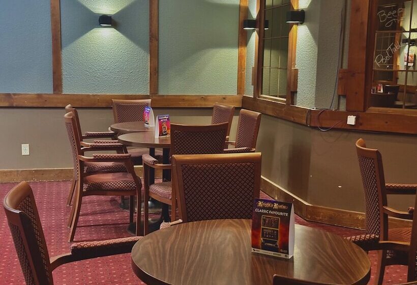 فندق على الطريق Lacombe Motor Inn