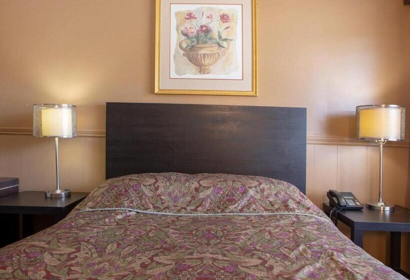 فندق على الطريق Richmond Hill On North