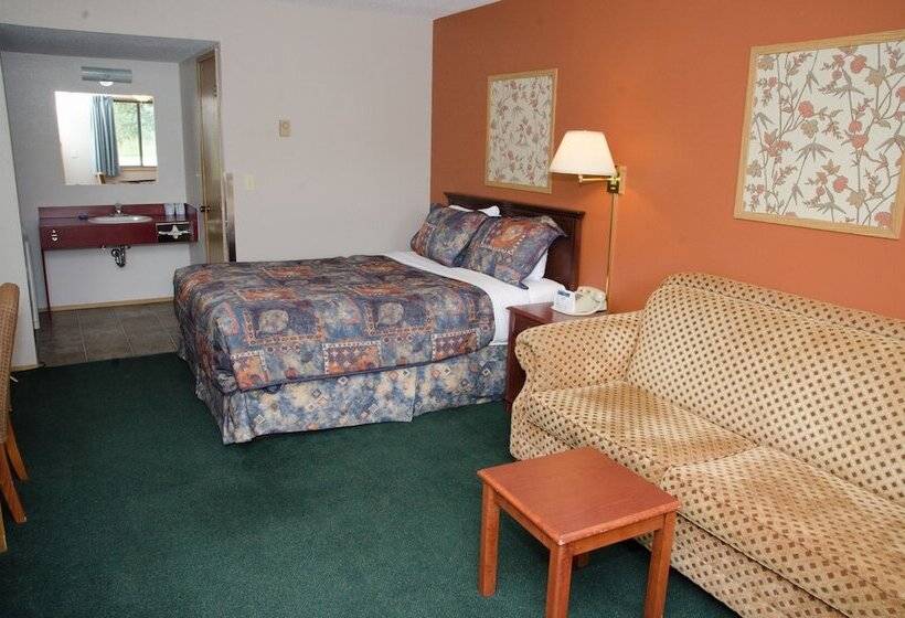 فندق على الطريق Swiss Village Inn