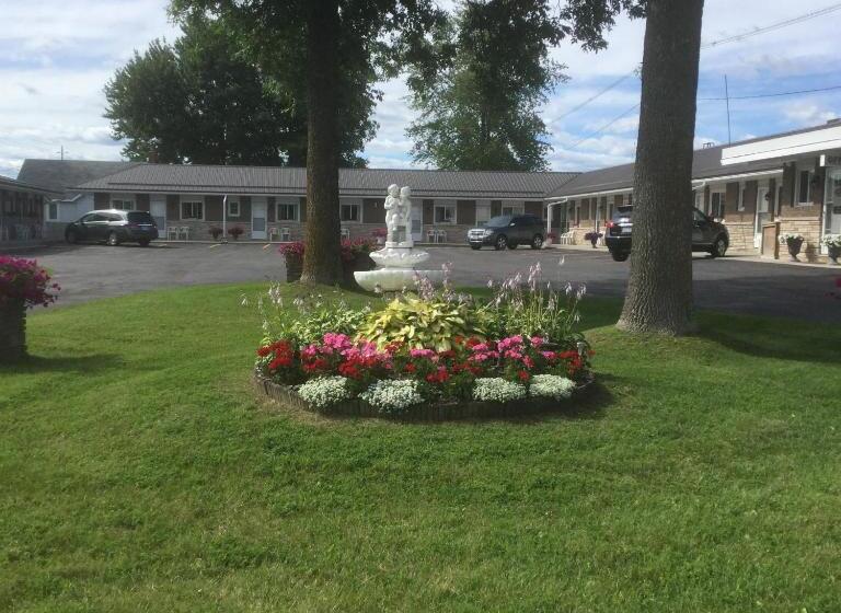 فندق على الطريق Tay Inn