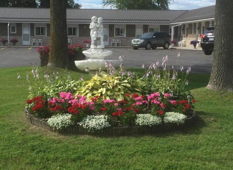 فندق على الطريق Tay Inn