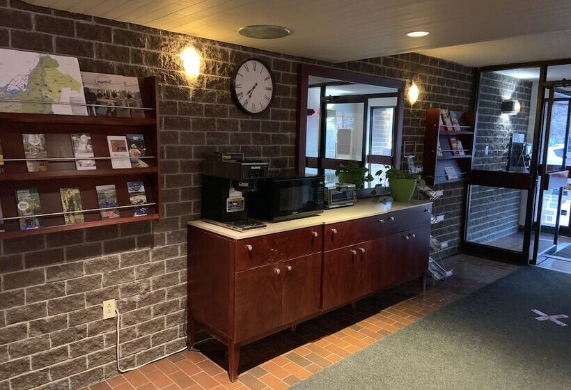 汽车旅馆  Transit