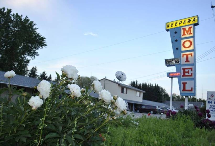 Neepawa Motel