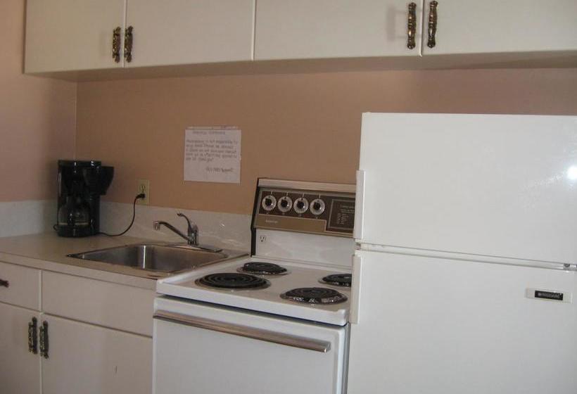 Pals Motel And Rv Park