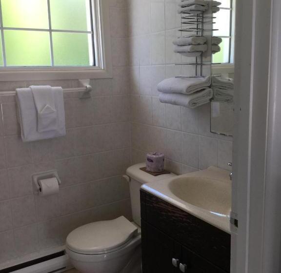 منتجع Boathouse Country Inn