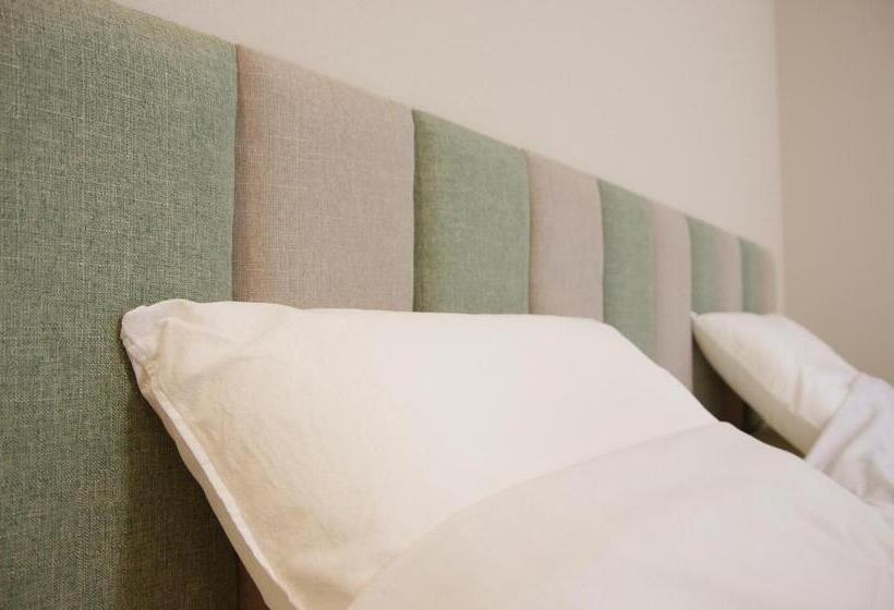 日式旅馆 Iwasuso