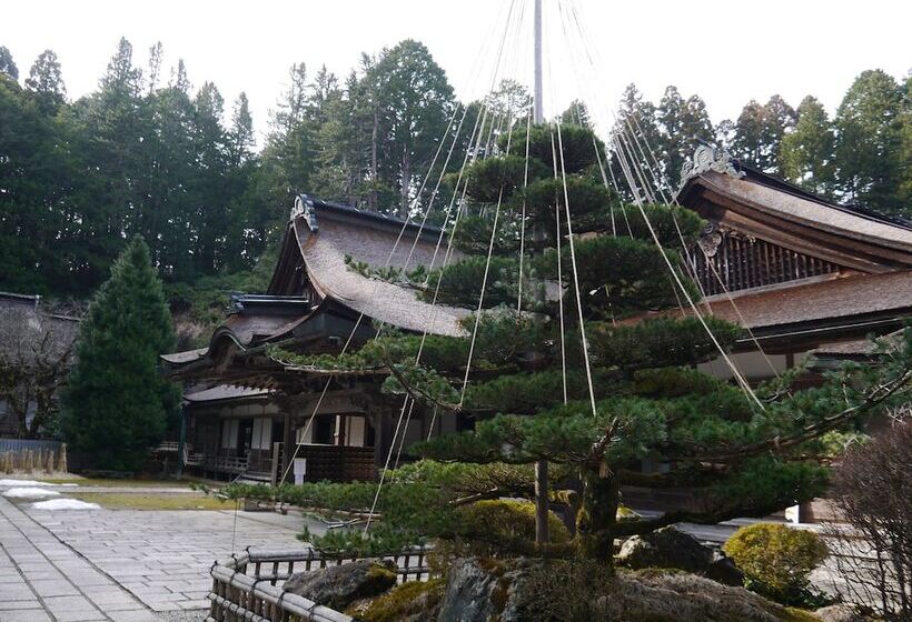 ريوكان Kongo Sanmaiin