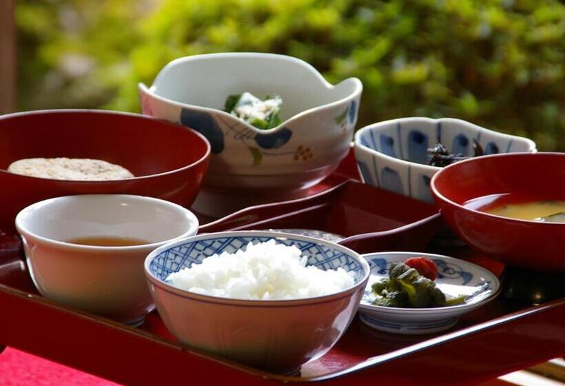 ريوكان Kongo Sanmaiin