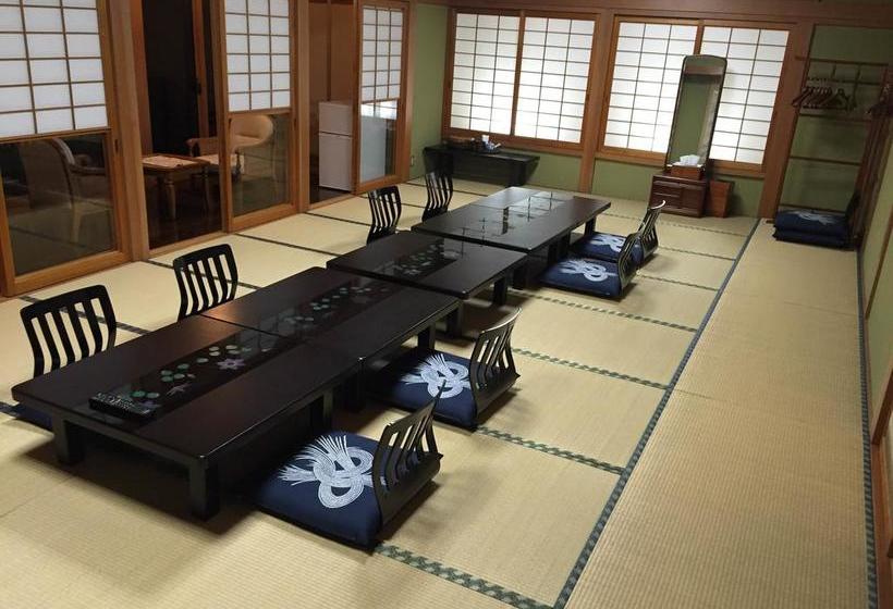 ריוקאן Kutsurogian