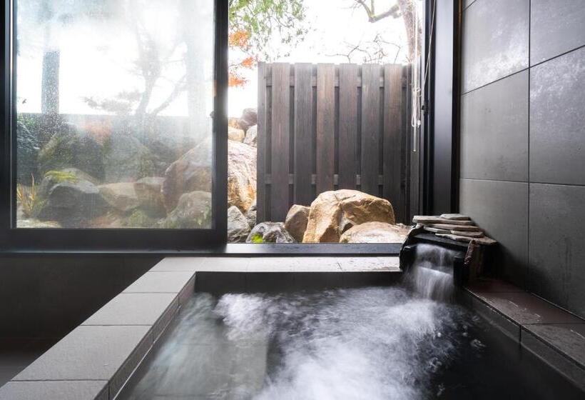 ريوكان Maruyama Onsen Kojyokan