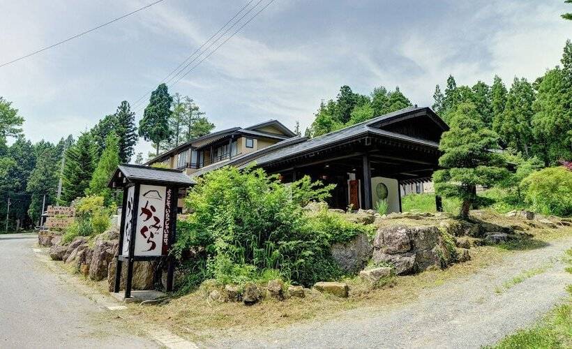 Рёкан Matsurube Onsen Kamikura