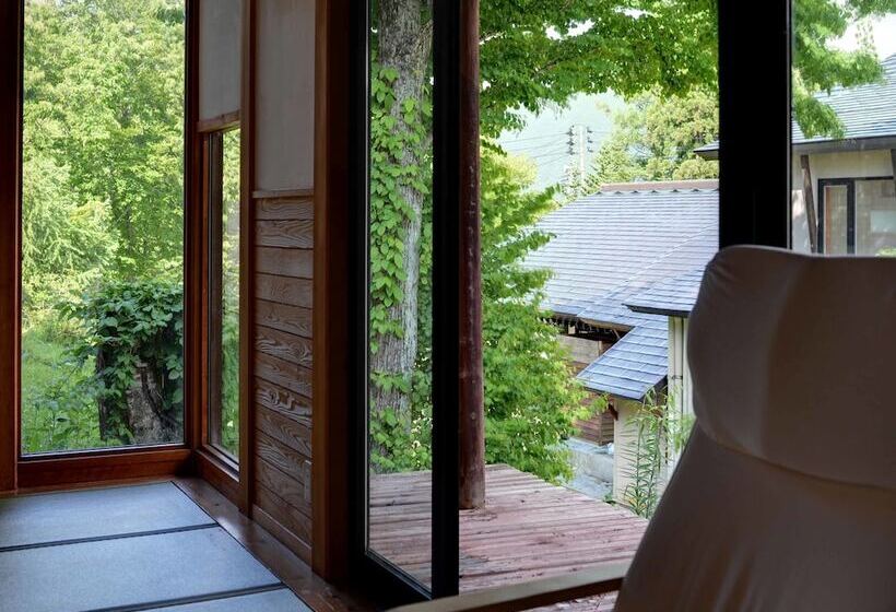 Рёкан Matsurube Onsen Kamikura