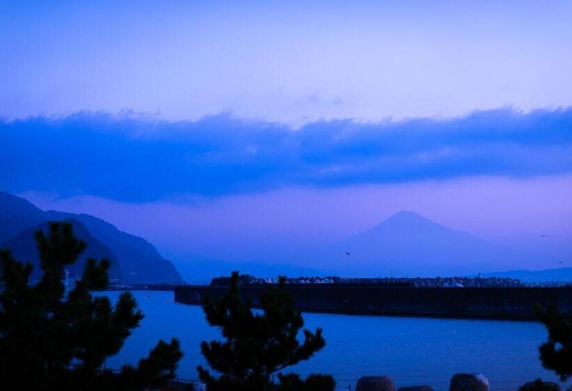 ريوكان Migiwaya