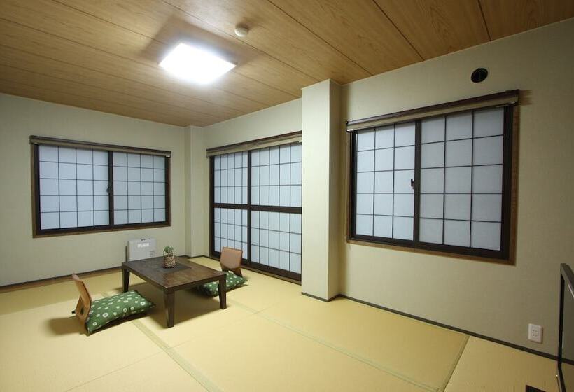 ריוקאן Nozawa Onsen Azegamikan