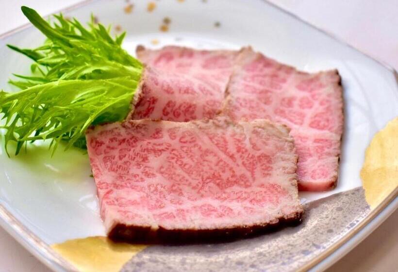 Ryokan 筋肉と自然と遊ぶ宿 田島館