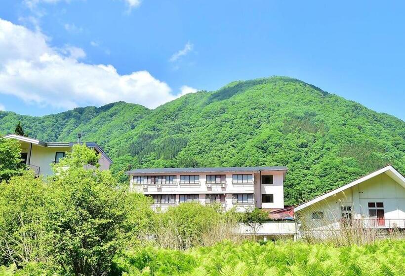 Ryokan 筋肉と自然と遊ぶ宿 田島館